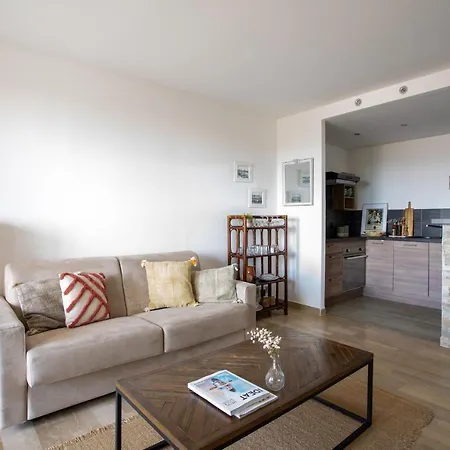 Vue Mer, Terrasse Et Parking Prive アパート