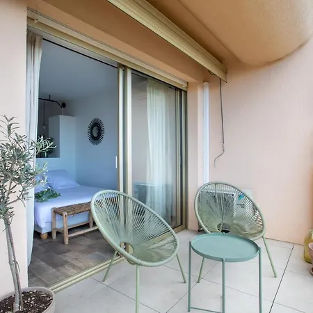 Apartment Vue Mer, Terrasse Et Parking Prive