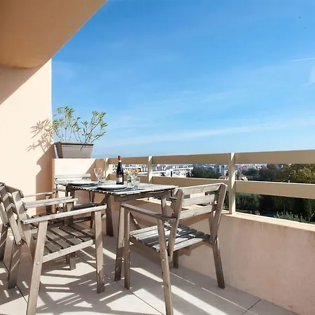 Vue Mer, Terrasse Et Parking Prive Appartement Antibes