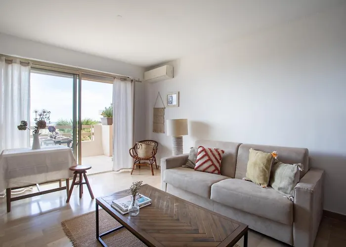 Апартаменты Vue Mer, Terrasse Et Parking Prive